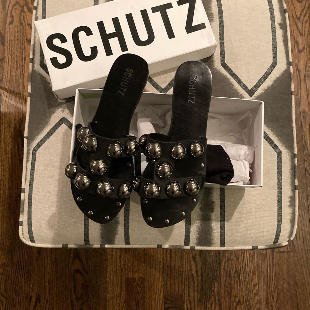 Schutz “benedita” flats. Never worn!